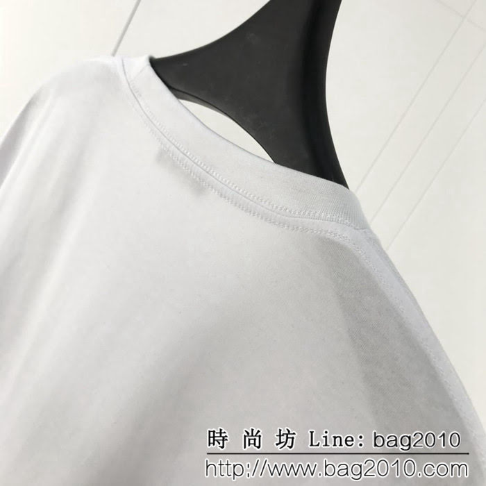 FENDI芬迪 19FW春夏新款 黃色包邊Fendi字母印花短袖 情侶款 ydi1096
